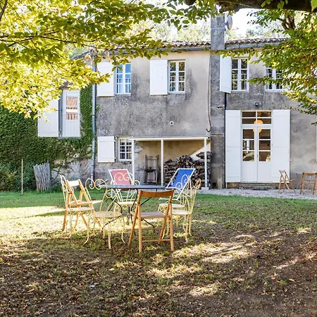 Maison De -